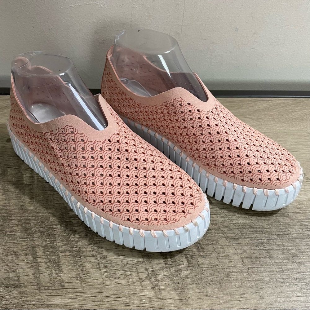 Women's ISLE JACOBSEN Peach TULIP Perforated LEATHER Slip-On SUMMER SHOES  39